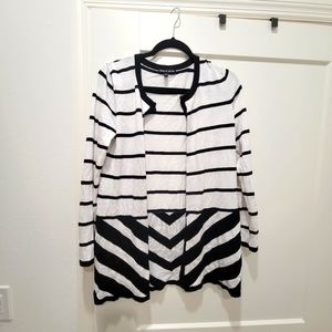 Small Cable & Gauge White and Black Striped Cardigan